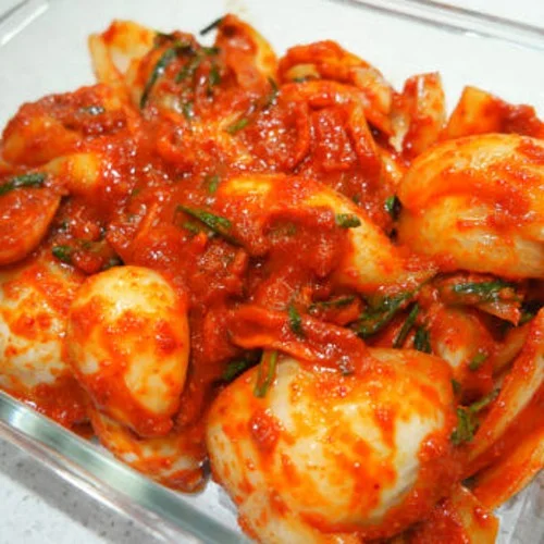 핵폭탄김치 양파김치 매운 실비 500g 1kg 혼밥 소포장