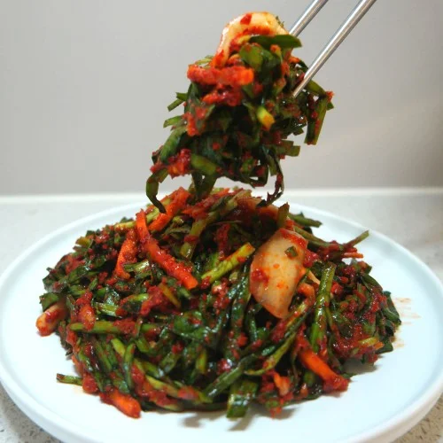 핵폭탄부추김치 매운 실비 1kg