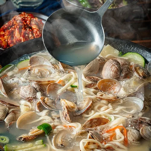 [04338] 백년밥상 바지락 칼국수 밀키트 2인분 캠핑음식