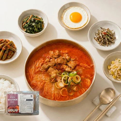 [04496] [1팩] 2인분 돼지김치찌개 밀키트 한식 집밥 캠핑 술안주 자취생 직장인 5분요리 650g, 1개