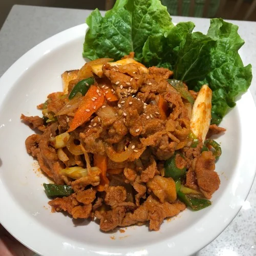 [05890] 마장동고기팩트 국내산 주물럭 한돈 제육볶음 초간단 밀키트 양념 돼지고기 500g