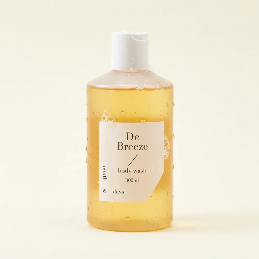 먼스앤데이즈 퍼퓸케어 바디워시, 디 브리즈 클린솝, 300ml, 1개