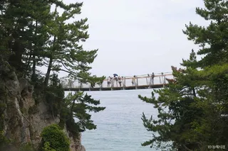 추암 출렁다리