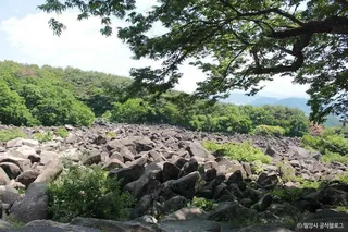밀양 만어산 암괴류