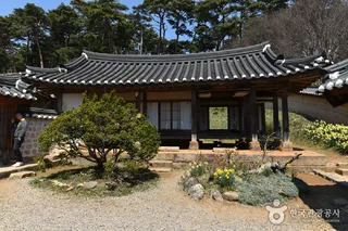 서산 유기방가옥