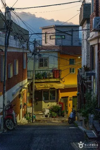 이화벽화마을