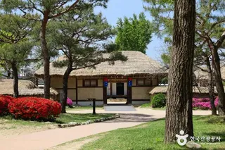 광한루원