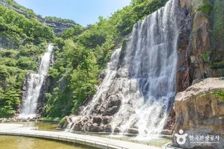 용마폭포공원