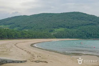 덕흥해수욕장