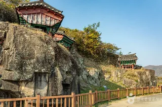화순능주삼충각