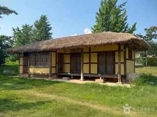 신석정 고택