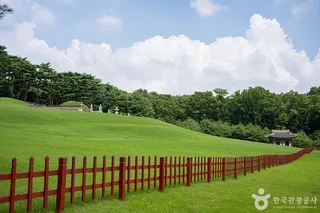 화성 융릉(장조·헌경황후)과 건릉(정조·효의황후) [유네스코 세계유산]