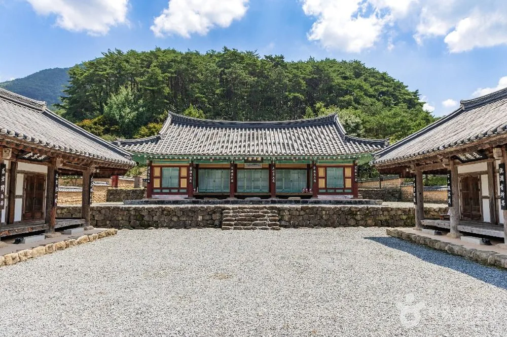 용산재