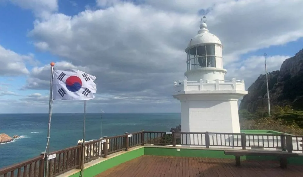 홍도등대