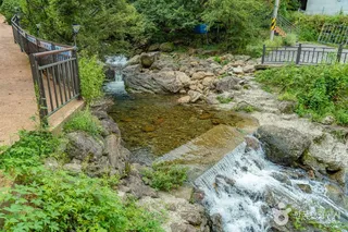 위안 산촌마을