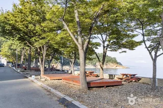 항도몽돌해변