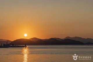 통영항