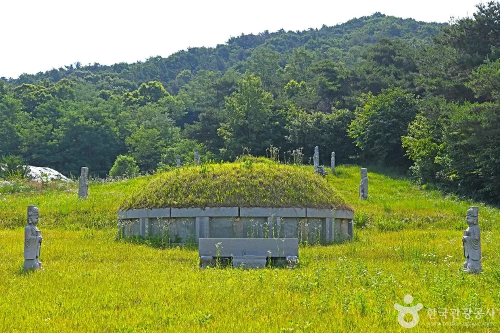 진천 이영남 묘소