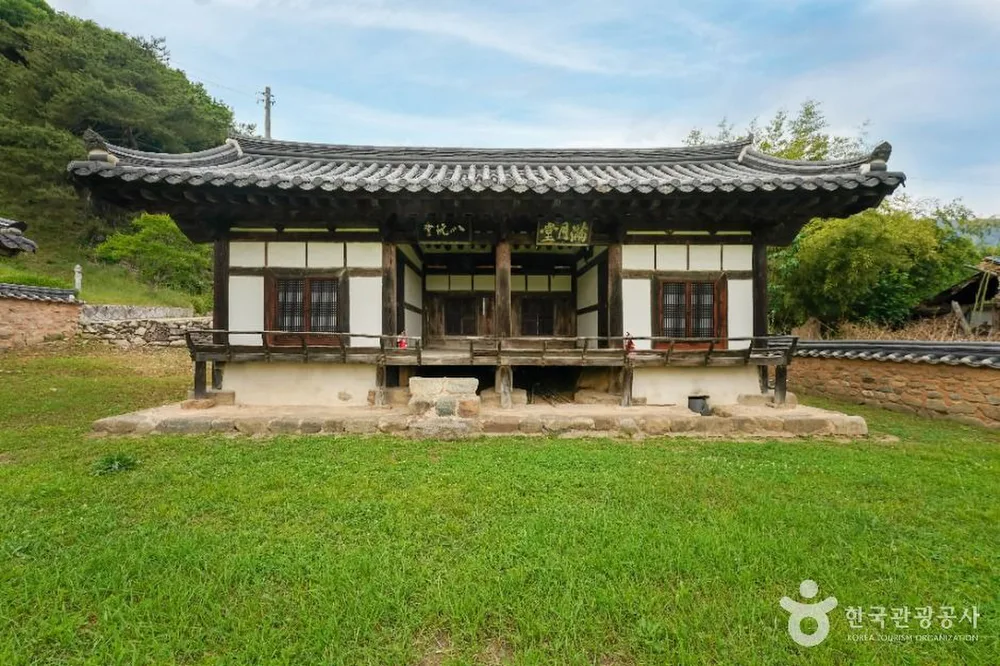 거창만월당