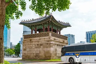동십자각