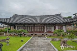 구고사 및 김완장군부조묘