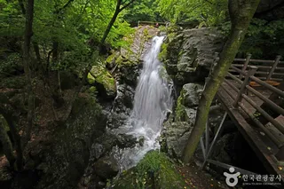 백운산 구시폭포