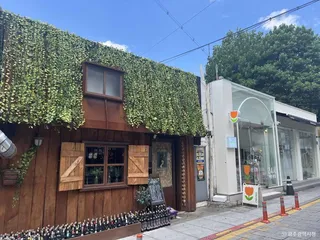 동리단길 카페거리