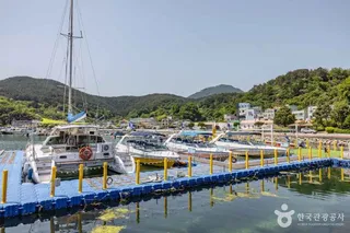 통영해양스포츠센터