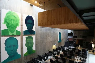 황인용 뮤직 스페이스