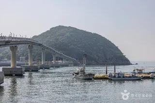 광명항