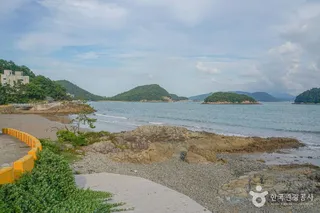 남성리해수욕장