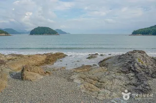 남성리해수욕장