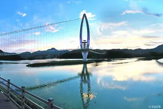 옥정호 출렁다리 및 붕어섬생태공원
