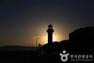 중리항 방파제 등대