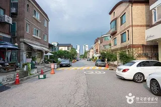 앤티크거리 보넷길