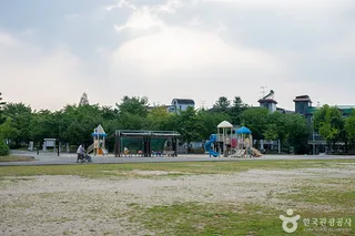 밤리단길