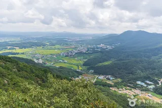 배방산