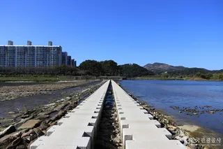 삼문수변공원