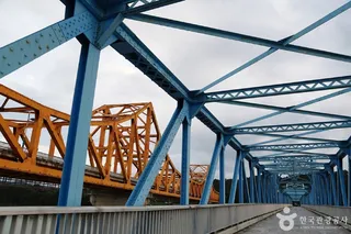 남지철교
