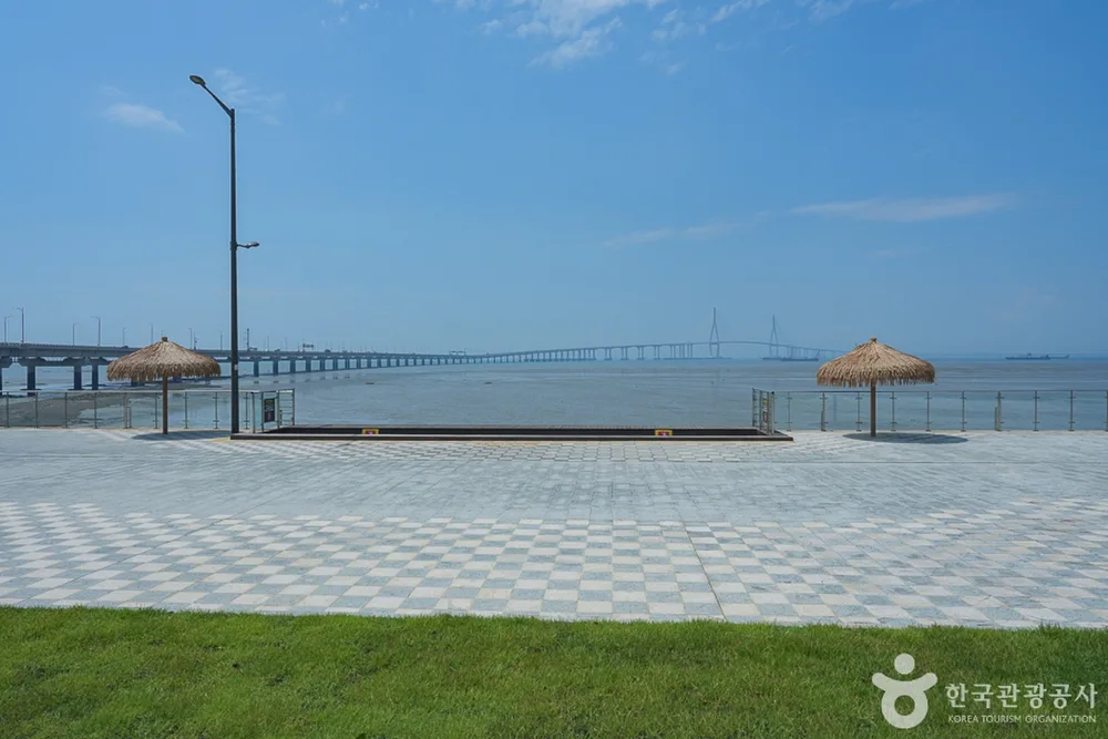 송도랜드마크시티1호수변공원