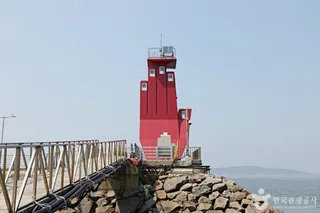 선유도항방파제등대