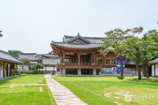 수원전통문화관