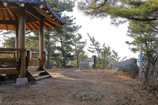 수암산