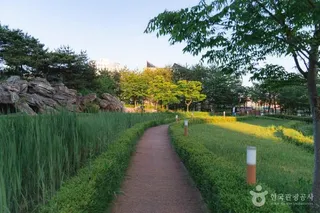 푸른뜰근린공원