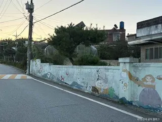 와야리 벽화마을
