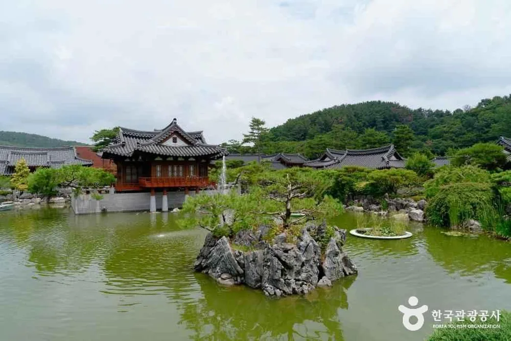 관정 이종환회장 생가