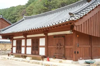 박제상 유적 효충사