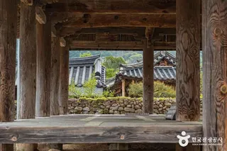 군위대율리대청