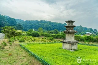 안성죽산리삼층석탑