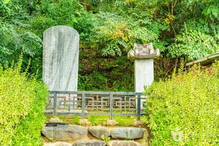 윤계선생순절비